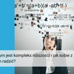 Kobieta zmagająca się z myślami, które tworzą matematyczne równania, symbolizujące kompleks niższości.