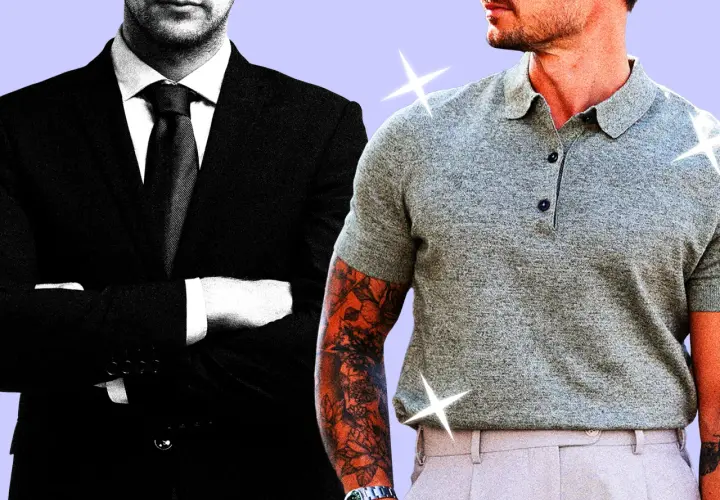 Dwóch mężczyzn, jeden w eleganckim czarnym garniturze, drugi w szarym polo i spodniach. Strój formalny i casualowy obok siebie.