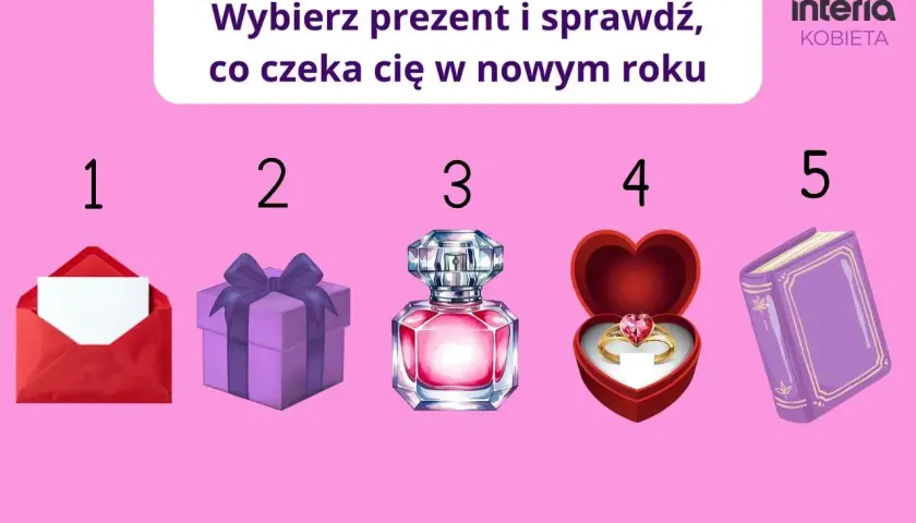 Pięć ponumerowanych prezentów: koperta, pudełko, perfumy, pierścionek, książka.