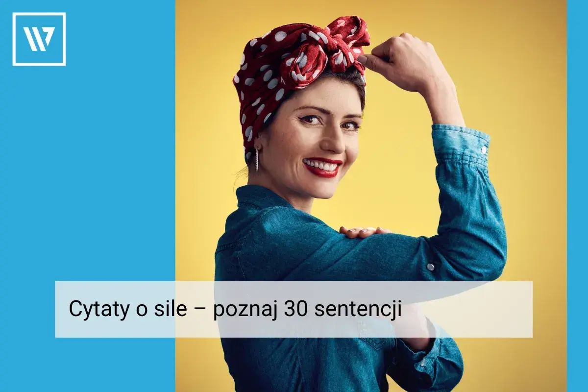Uśmiechnięta kobieta w chustce na głowie pokazuje siłę. Poznaj inspirujące cytaty o silnej kobiecie.